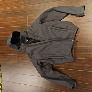Kirkland fleece lined softshell jacket.  In great condition, used for 1 season.